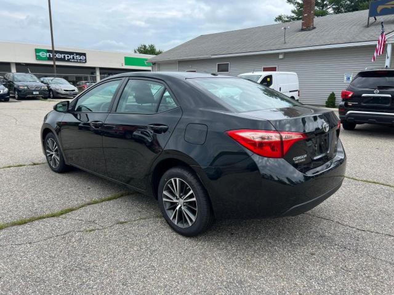 2018 Toyota Corolla L vin: 2T1BURHE0JC005238