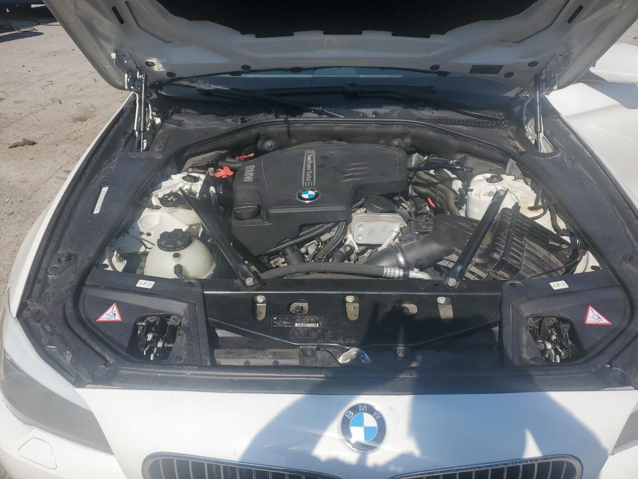 WBAXH5C57DD115282 2013 BMW 528 Xi