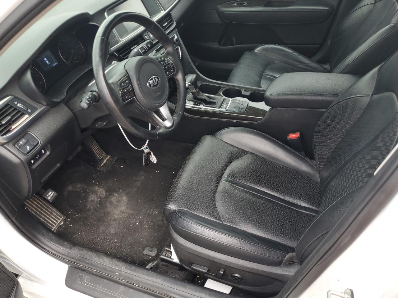 5XXGU4L33JG231894 2018 Kia Optima Ex