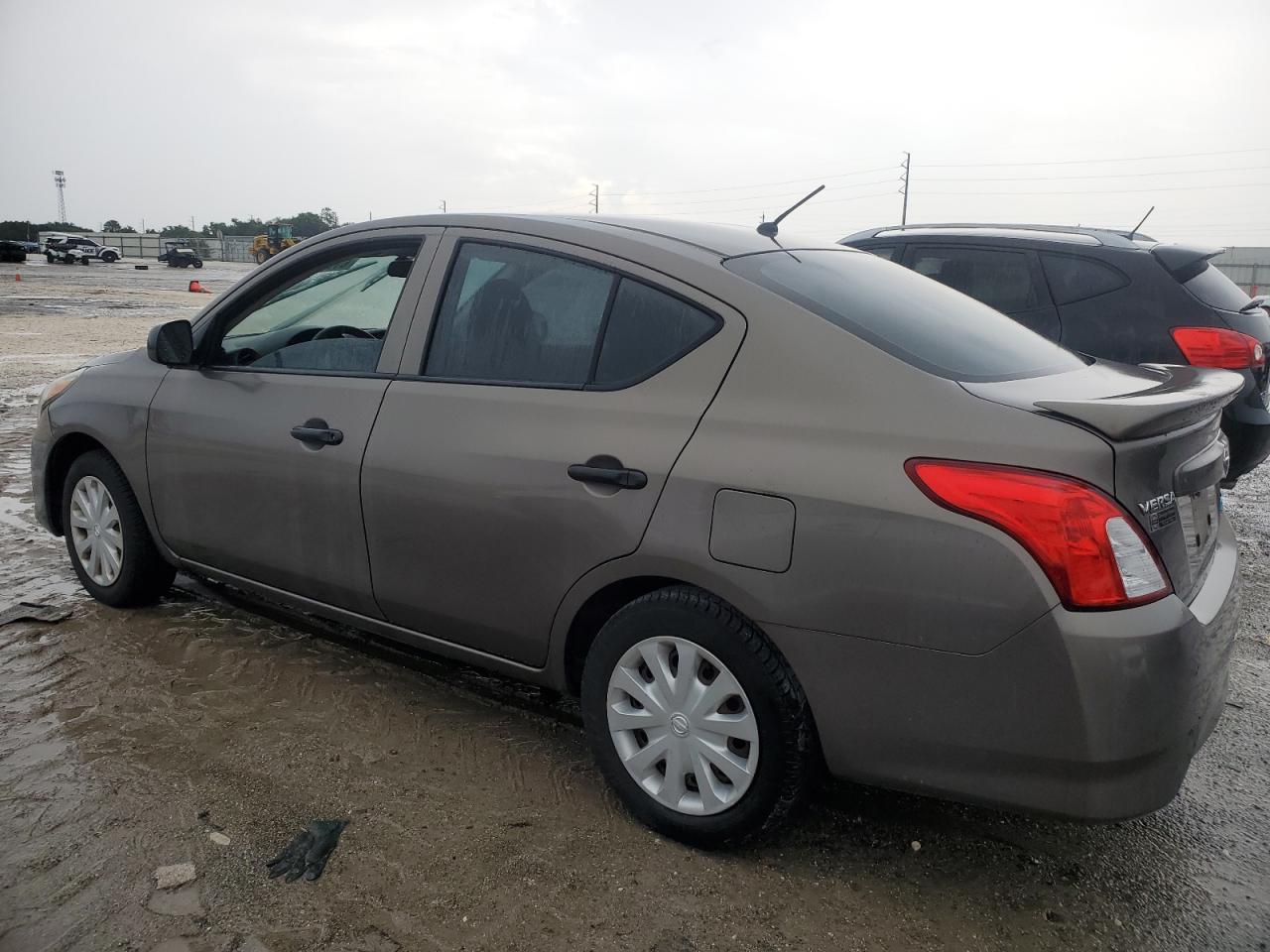 2015 Nissan Versa S vin: 3N1CN7AP0FL916663