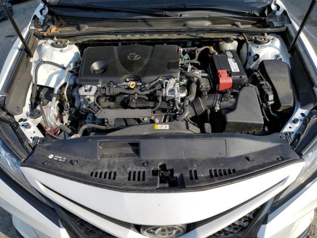 VIN 4T1B61HKXJU007949 2018 Toyota Camry, Xse no.11