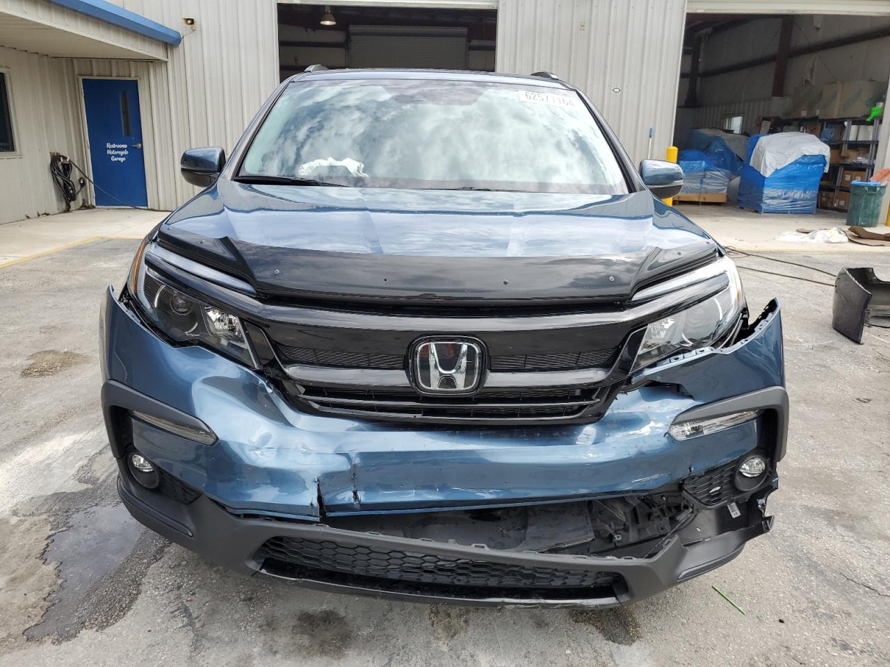 2021 Honda Pilot Se vin: 5FNYF6H21MB026964