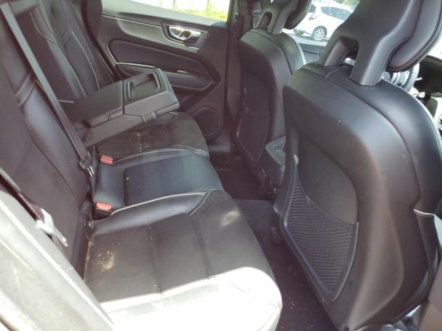 2018 VOLVO XC60 T6 R- YV4A22RM2J1075923