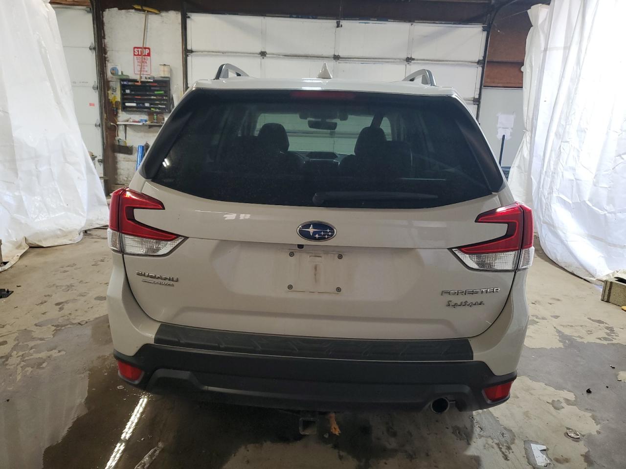 JF2SKAUCXLH592088 2020 Subaru Forester Limited