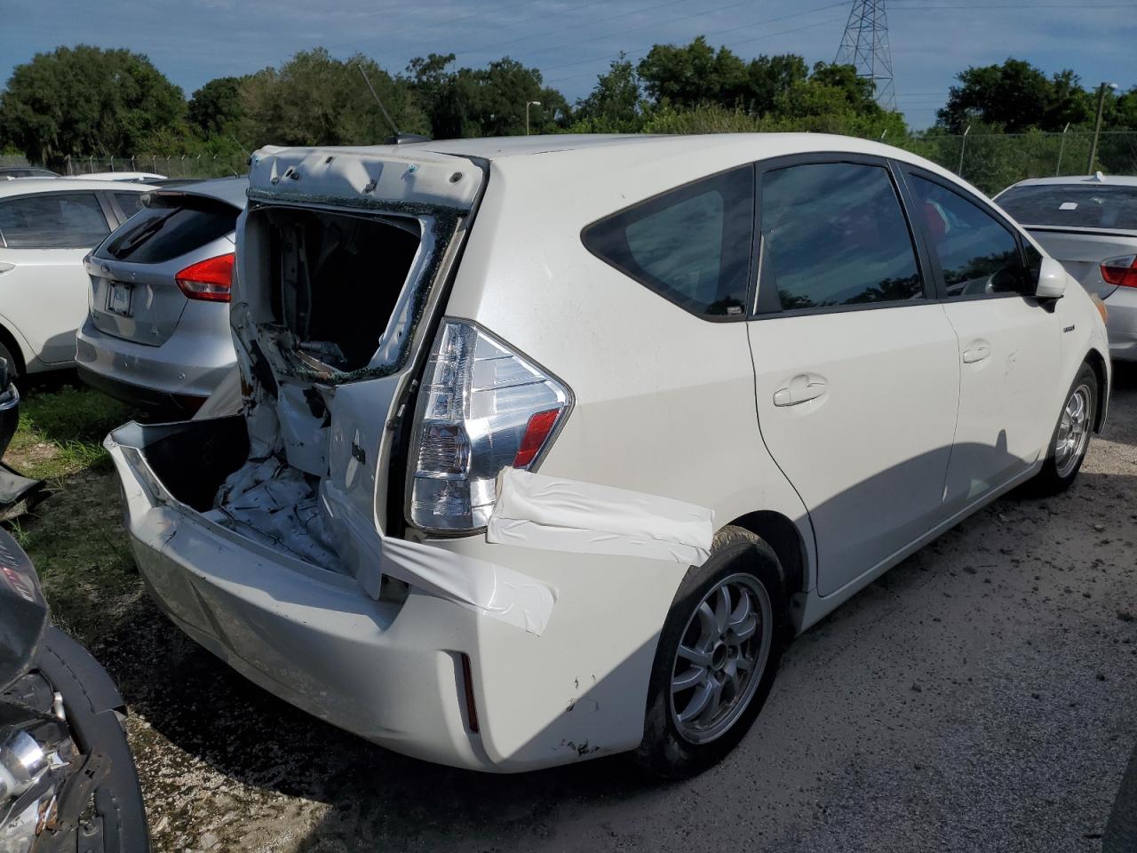 Lot #3049522688 2012 TOYOTA PRIUS V