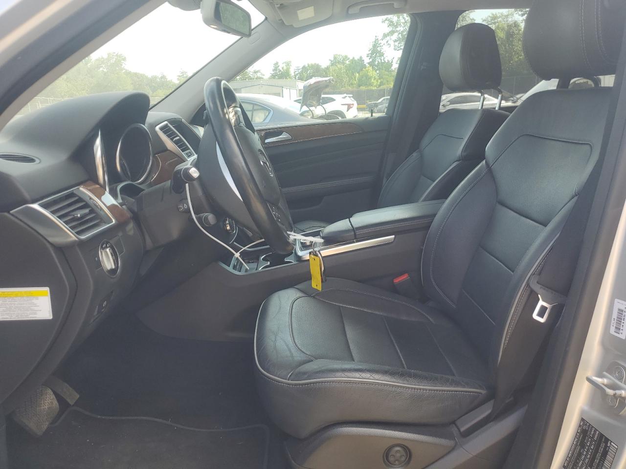 4JGDA5HB4CA060911 2012 Mercedes-Benz Ml 350 4Matic