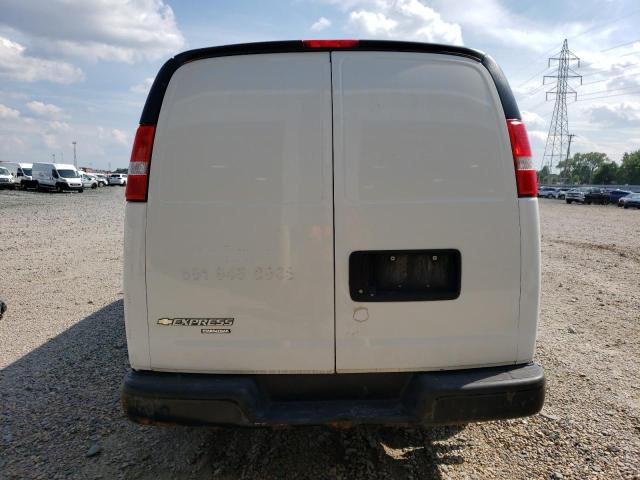 2016 Chevrolet Express - Image 6