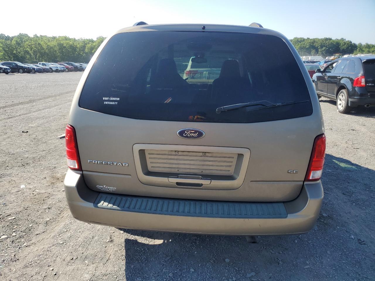 2FMZA51645BA54536 2005 Ford Freestar Se