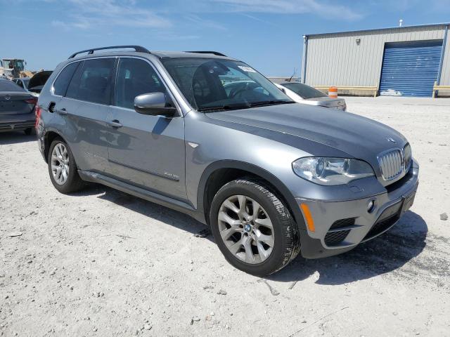 VIN 5UXZV4C58D0B08705 2013 BMW X5, Xdrive35I no.4