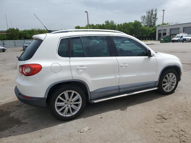 2011 Volkswagen Tiguan S VIN: WVGAV7AX8BW513373 Lot: 61571684