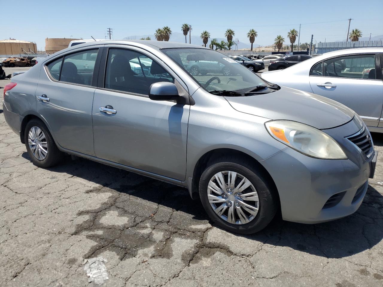 2013 Nissan Versa S vin: 3N1CN7AP0DL891695