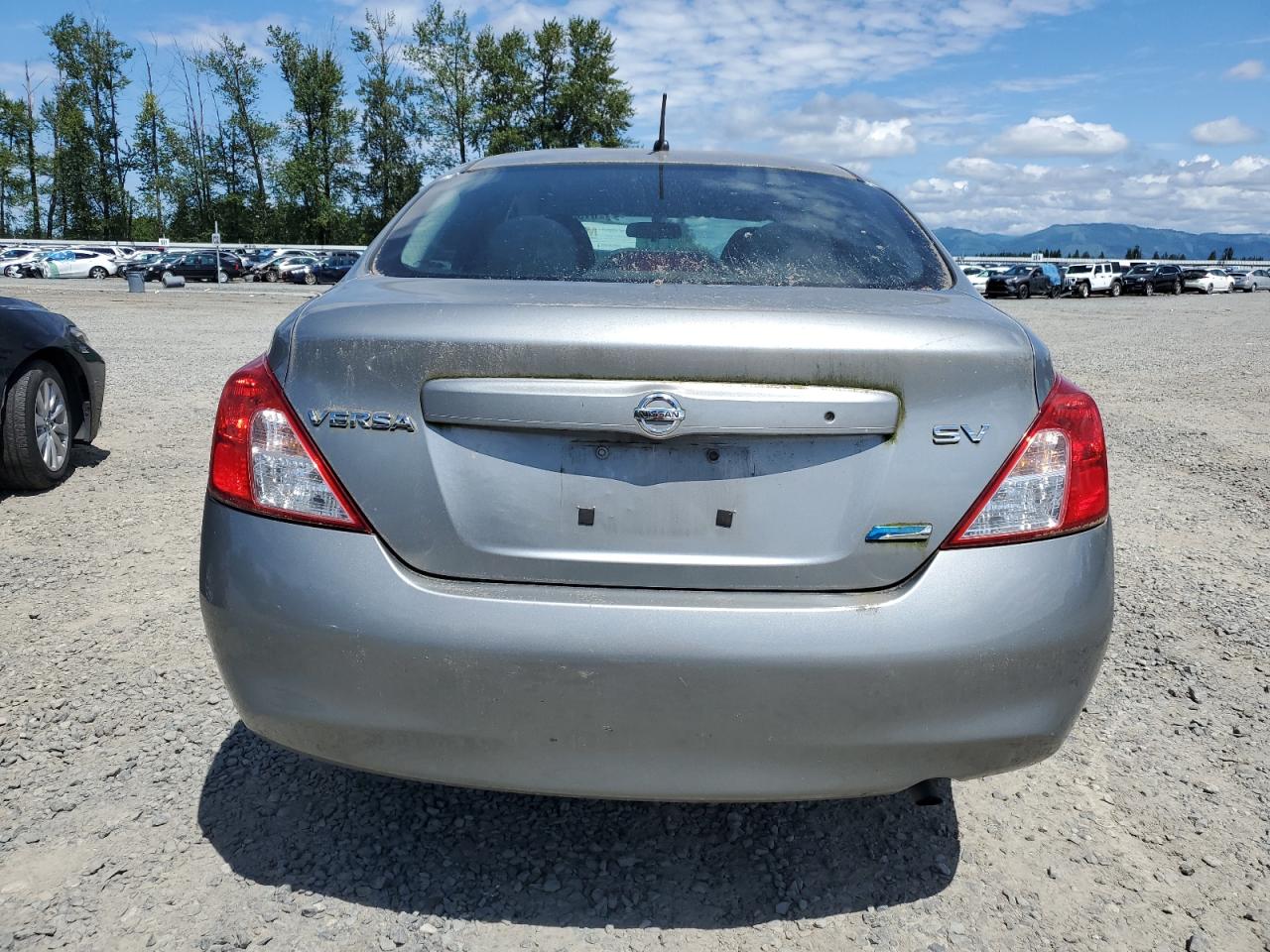 2012 Nissan Versa S vin: 3N1CN7AP3CL805696