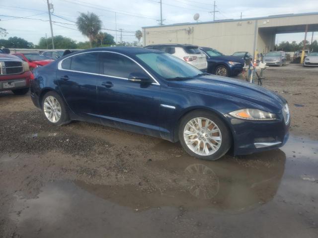 VIN SAJWA0E79D8S67210 2013 Jaguar XF no.4