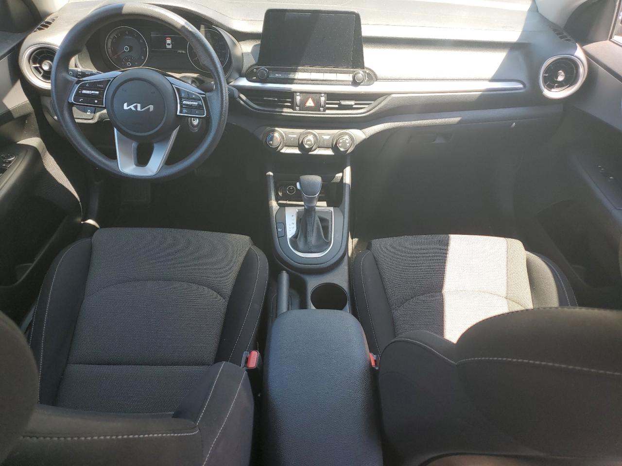 3KPF24AD0NE471285 2022 Kia Forte Fe