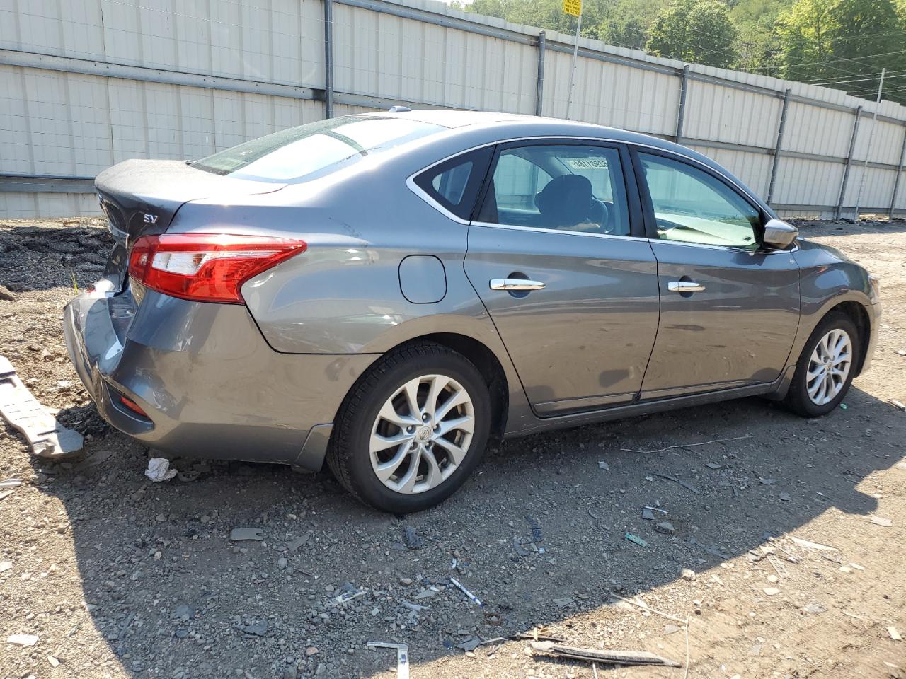 3N1AB7AP0JY228366 2018 Nissan Sentra S