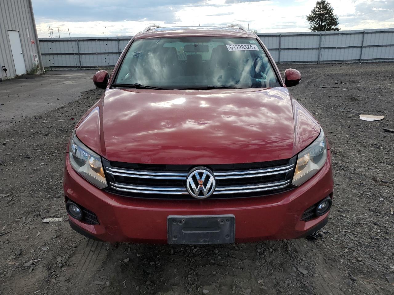 2012 Volkswagen Tiguan S vin: WVGBV7AX1CW087953