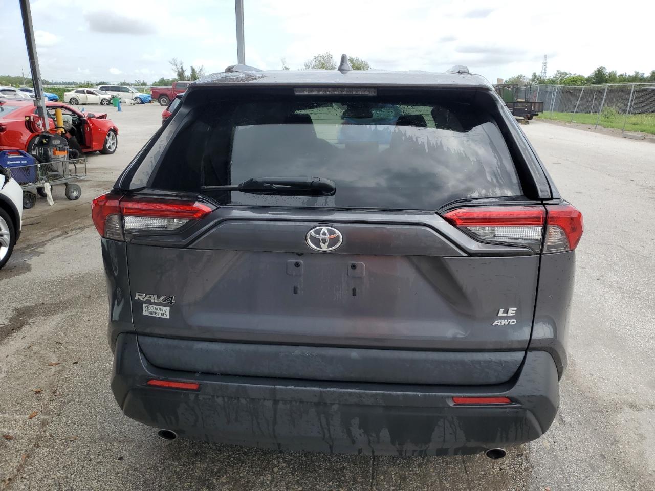 2T3F1RFV4LW111732 2020 Toyota Rav4 Le