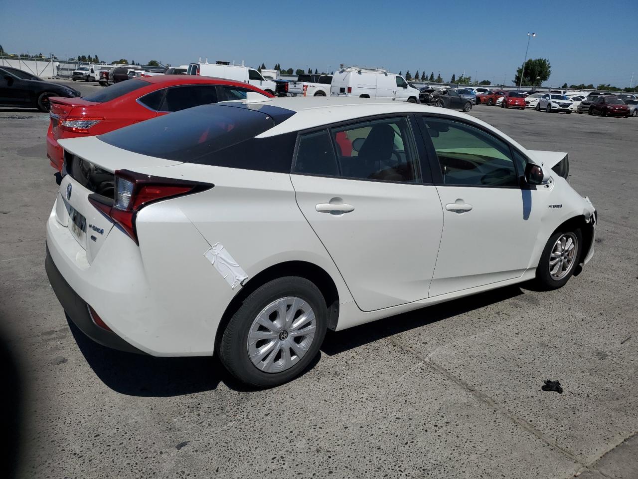 JTDKARFU2K3101966 2019 Toyota Prius