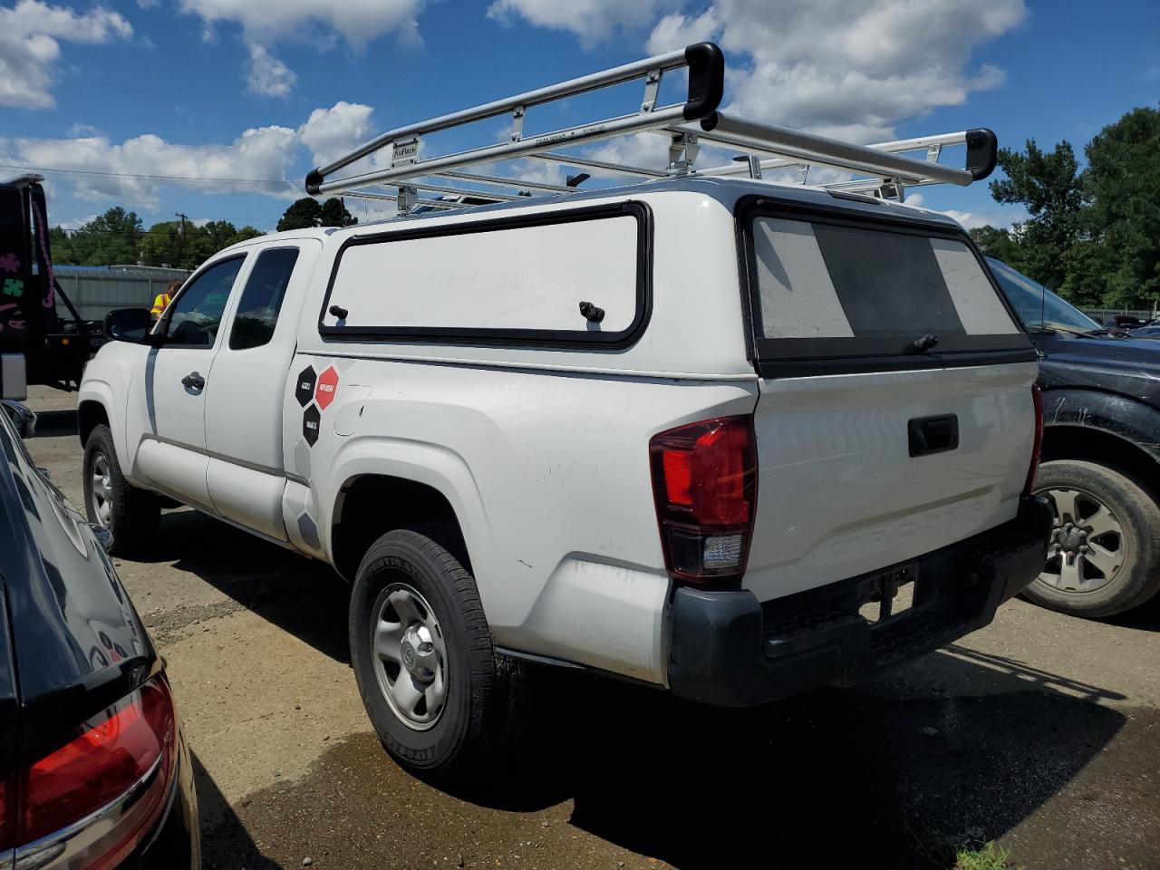 2018 Toyota Tacoma Access Cab vin: 5TFRX5GN2JX108260