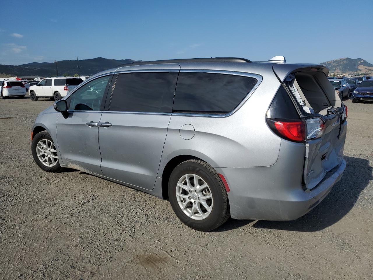 Lot #2998716634 2020 CHRYSLER VOYAGER LX