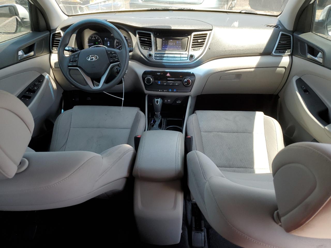 KM8J33A29GU227005 2016 Hyundai Tucson Limited