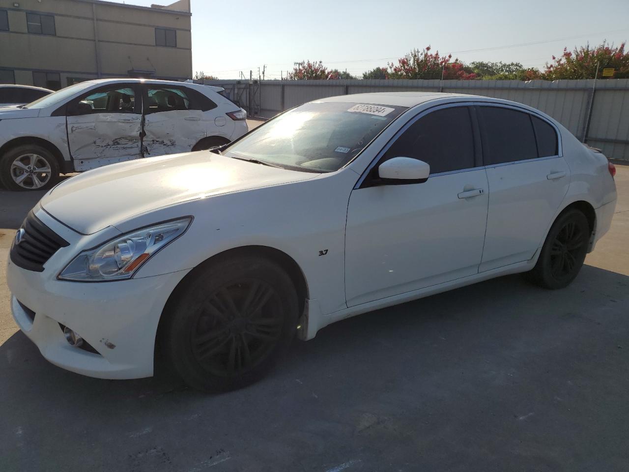 JN1CV6AR7FM520943 2015 Infiniti Q40