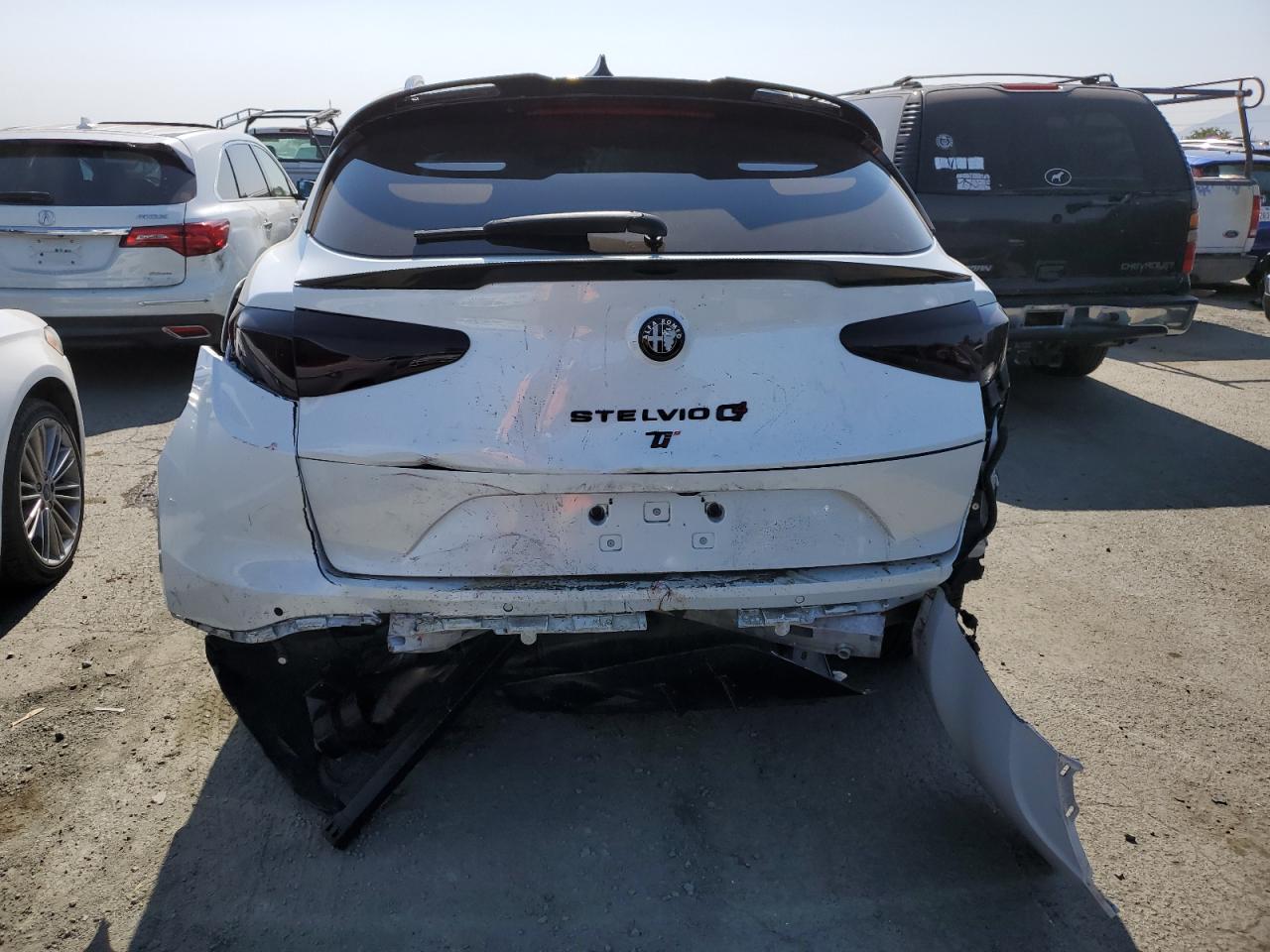 ZASFAKNN8J7C20686 2018 Alfa Romeo Stelvio Ti Sport