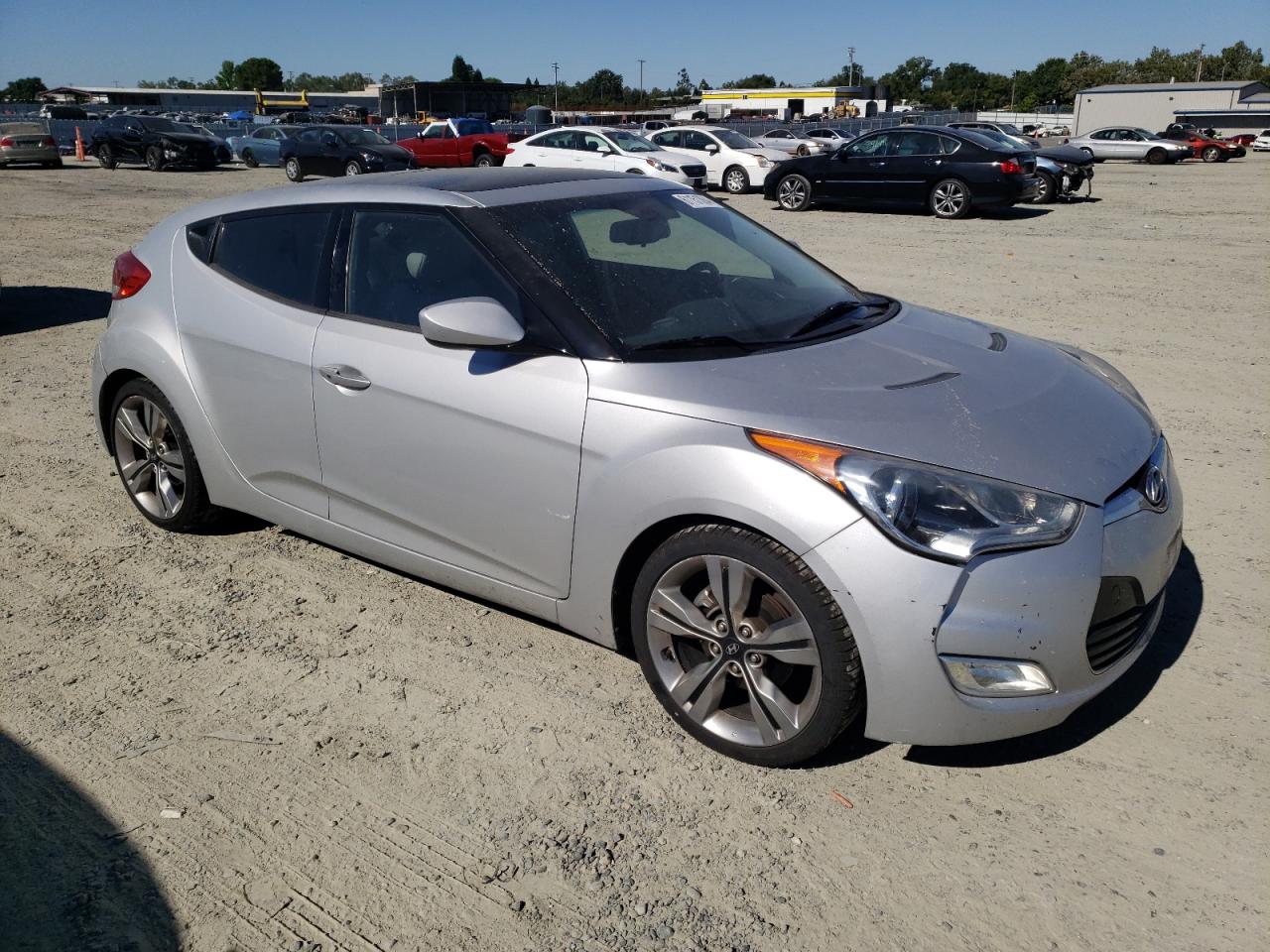 2012 Hyundai Veloster vin: KMHTC6AD4CU043774