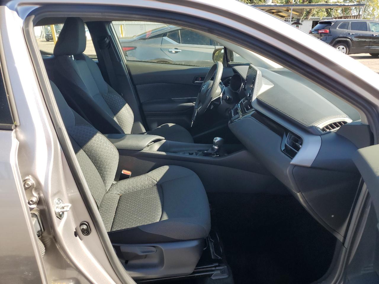 JTNKHMBX2L1075294 2020 Toyota C-Hr Xle