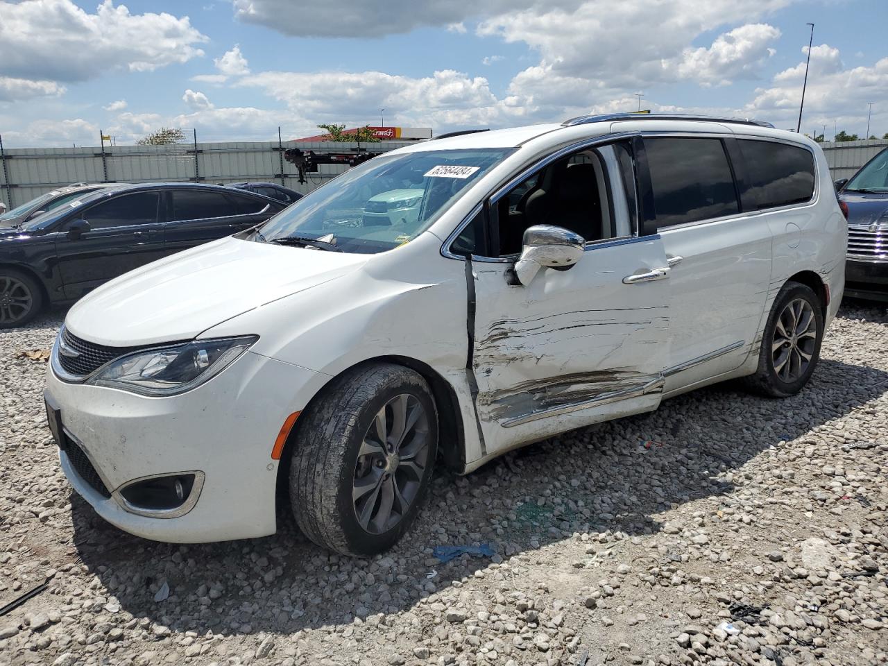 Chrysler Pacifica 2018 RU