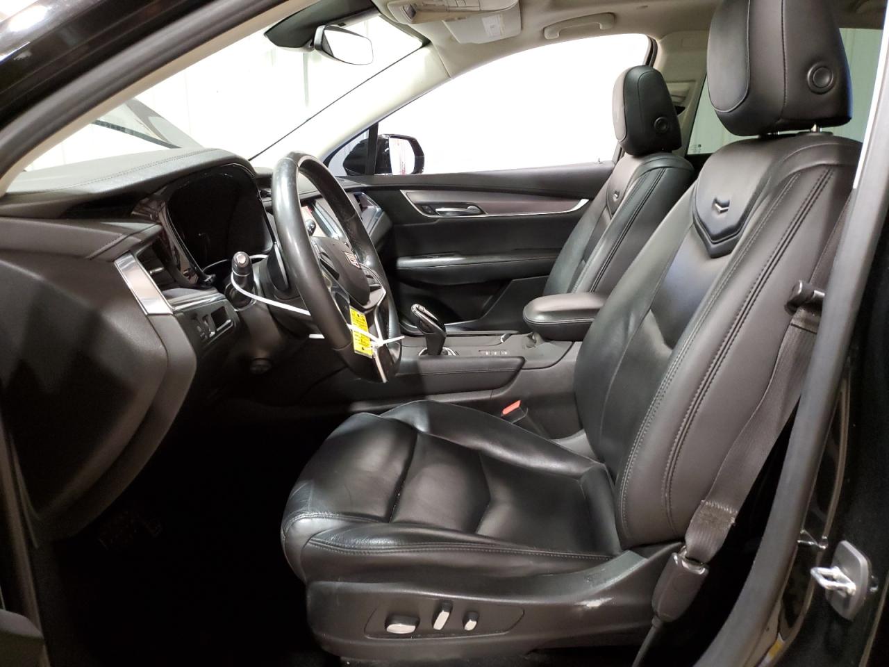 1GYKNDRS8KZ213468 2019 Cadillac Xt5 Luxury