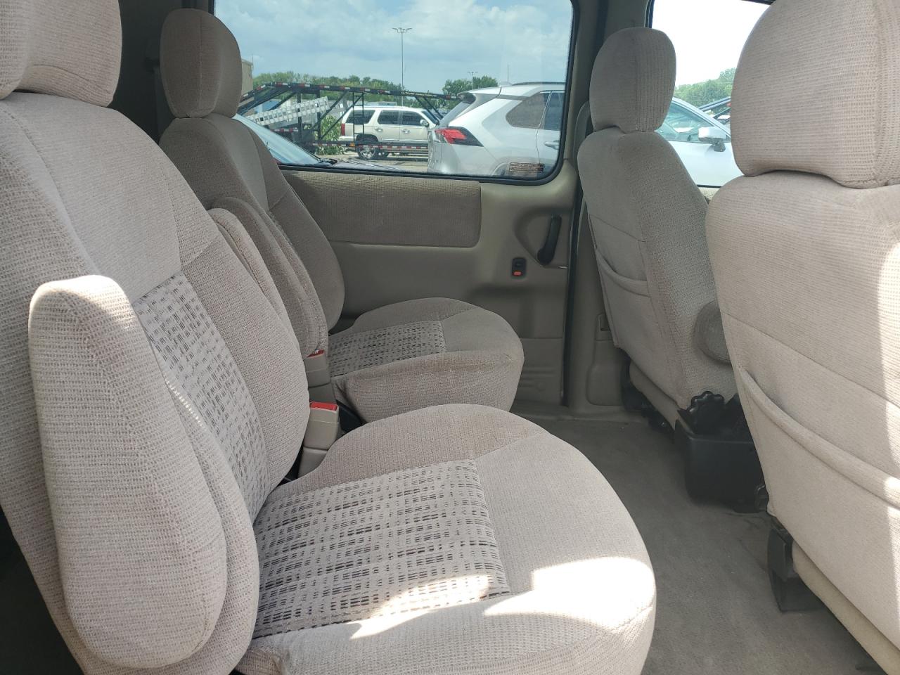 1GNDX03E0YD284603 2000 Chevrolet Venture