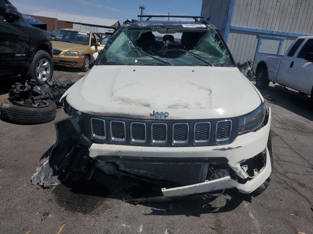 VIN 3C4NJDBB3JT433793 2018 Jeep Compass, Latitude no.5