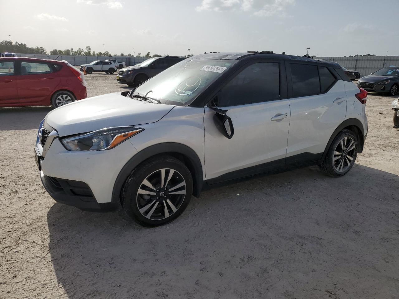 NISSAN KICKS SV