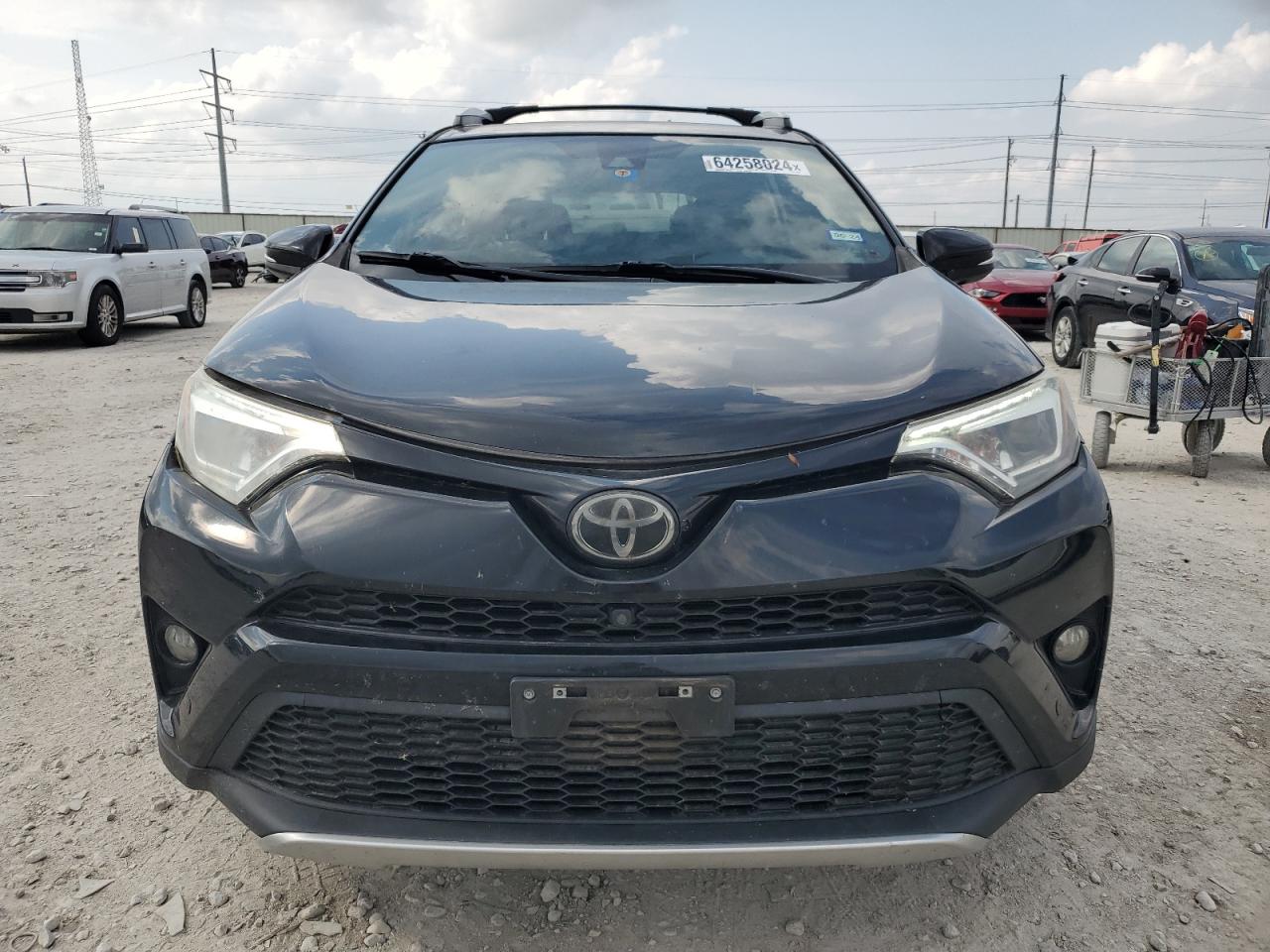 Lot #2994163364 2016 TOYOTA RAV4 SE