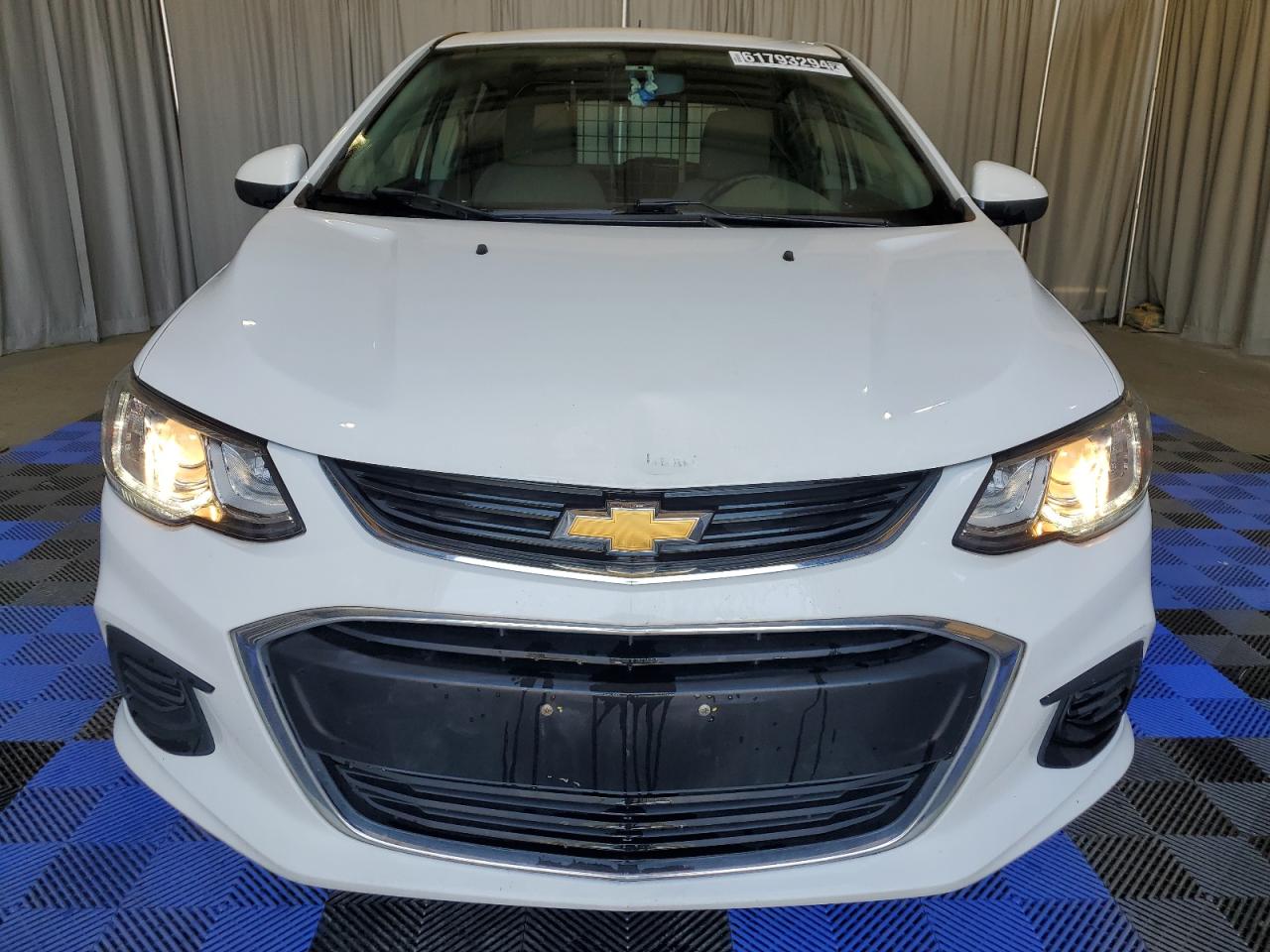 2019 Chevrolet Sonic vin: 1G1JG6SB5K4144682