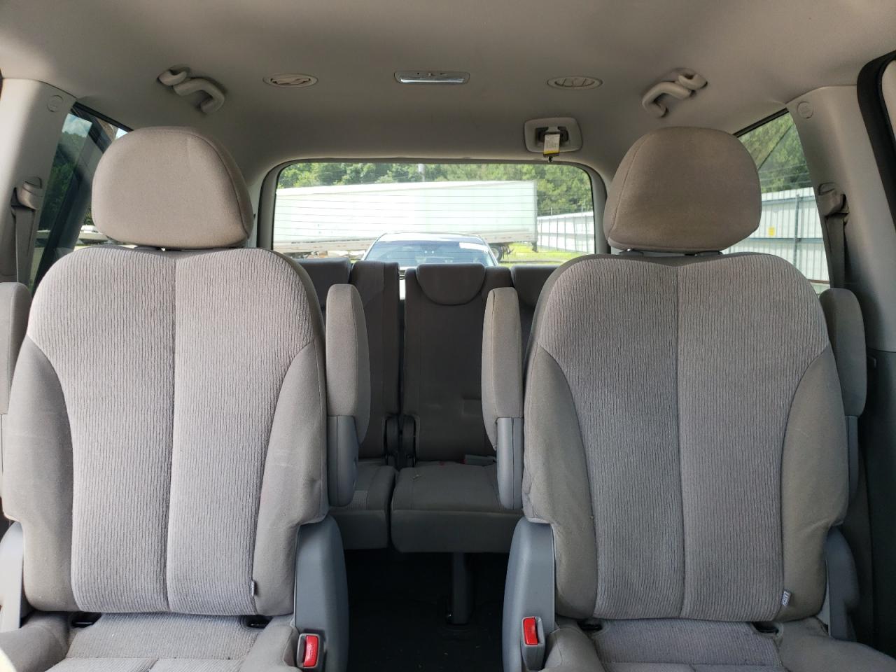 2014 Kia Sedona Lx vin: KNDMG4C78E6538155