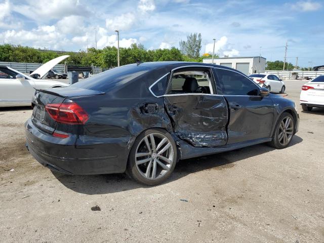 2017 VOLKSWAGEN PASSAT R-L - 1VWDT7A31HC041450