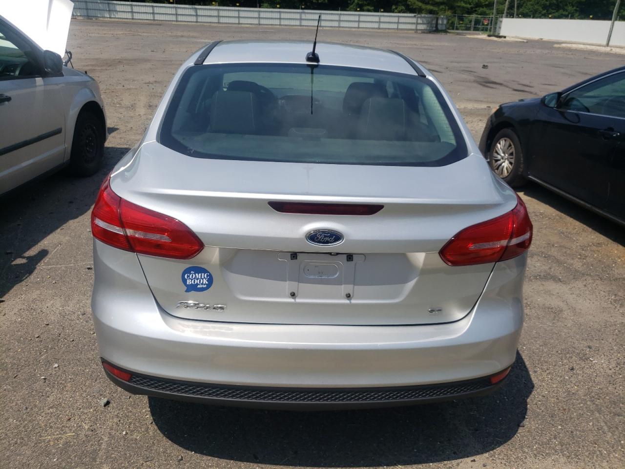 2015 Ford Focus Se vin: 1FADP3F2XFL209489