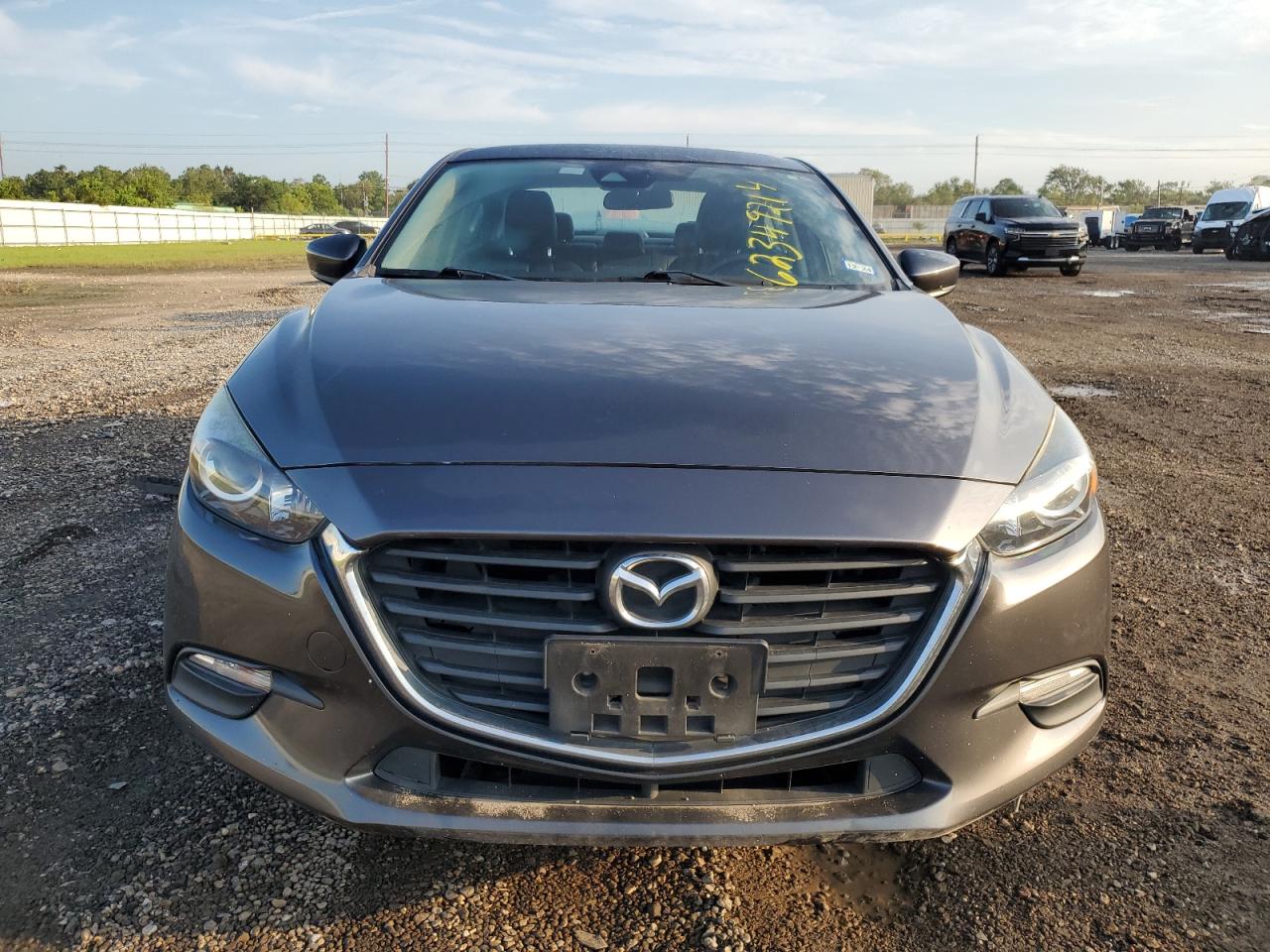 3MZBN1V35JM167887 2018 Mazda 3 Touring