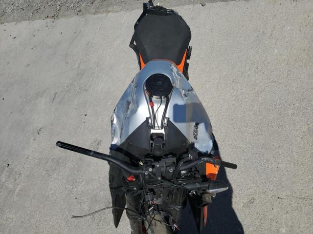 2022 KTM 1290 SUPER - VBKV39409NM952456