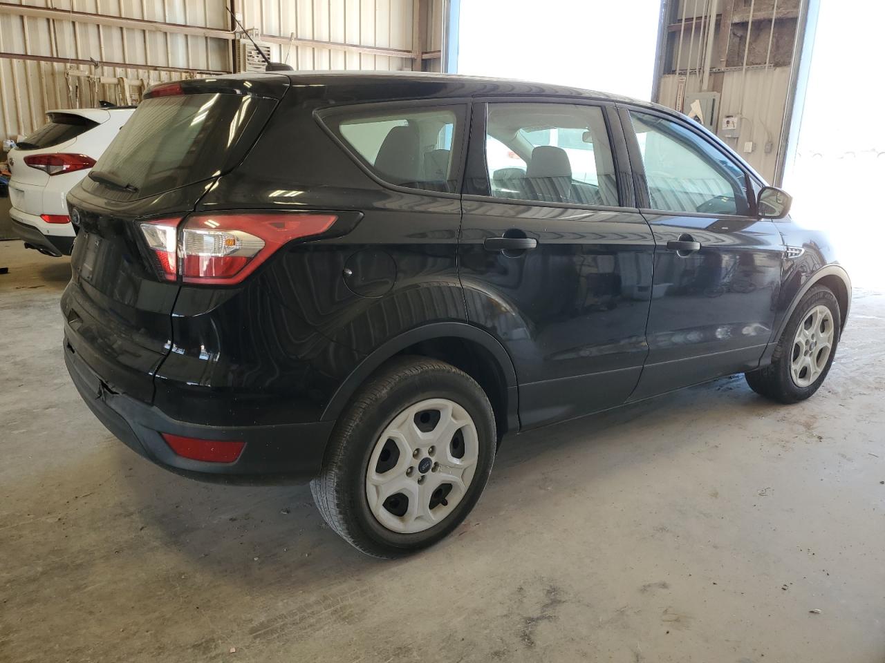 2018 Ford Escape S vin: 1FMCU0F72JUC34362