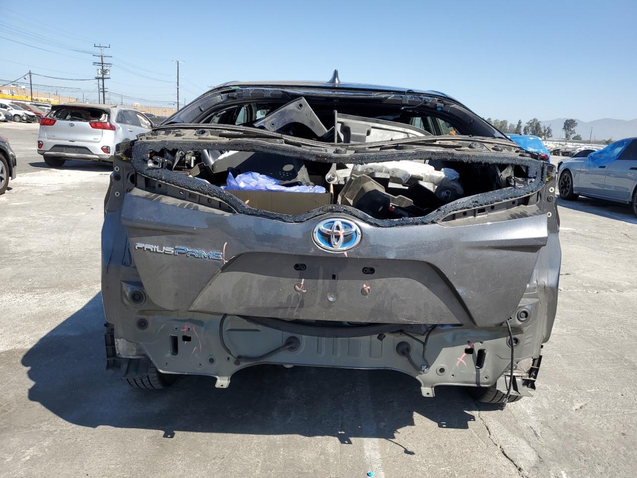 JTDKARFP2K3117014 2019 Toyota Prius Prime
