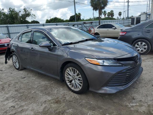 VIN 4T1B11HK5JU087188 2018 Toyota Camry, L no.4