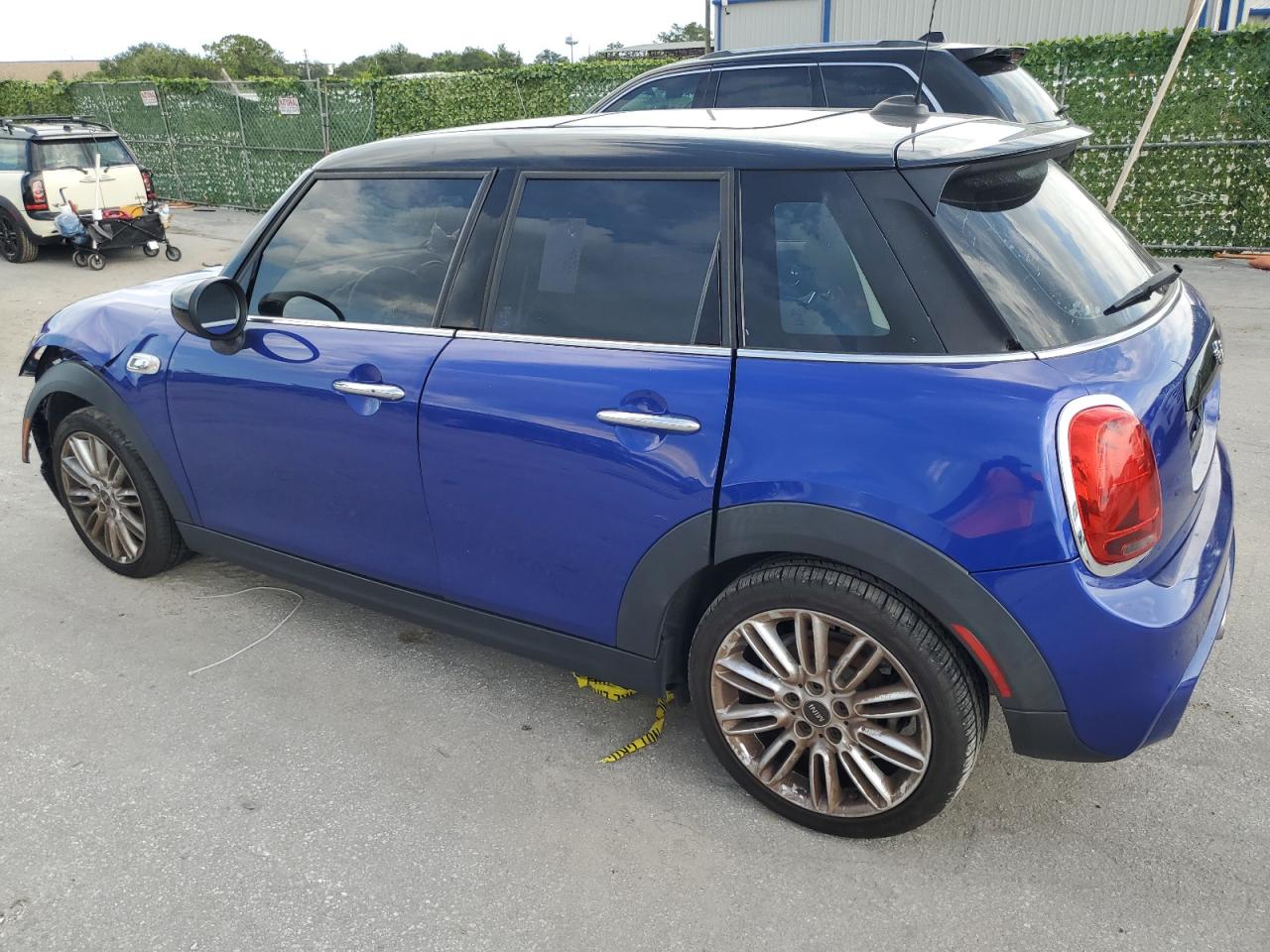 2020 Mini Cooper S vin: WMWXU9C08L2M19478