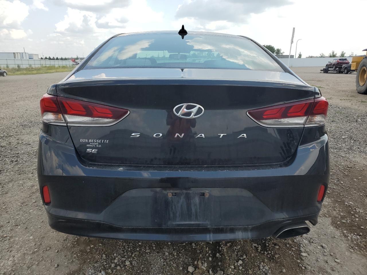 5NPE24AF4JH601698 2018 Hyundai Sonata Se