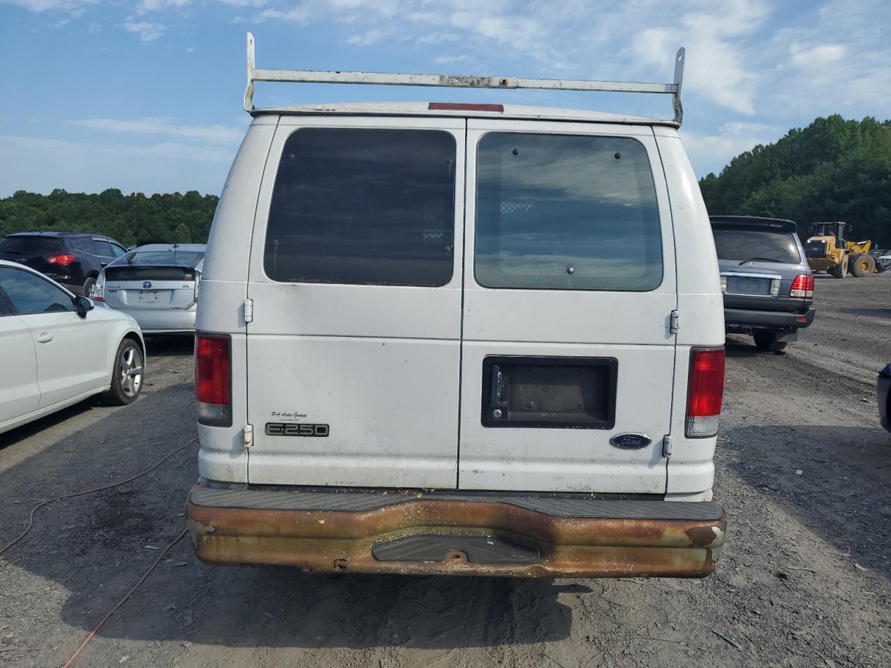 1FTNE24281HA87549 2001 Ford Econoline E250 Van