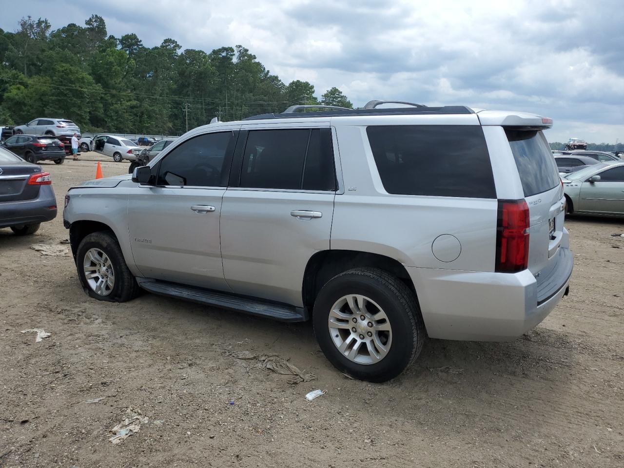 2016 Chevrolet Tahoe C1500 Ls vin: 1GNSCAKC3GR242517