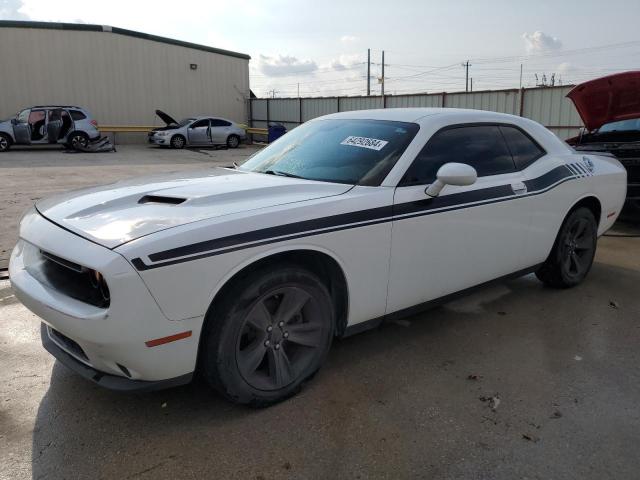 VIN 2C3CDZAGXFH885060 2015 Dodge Challenger, Sxt no.1