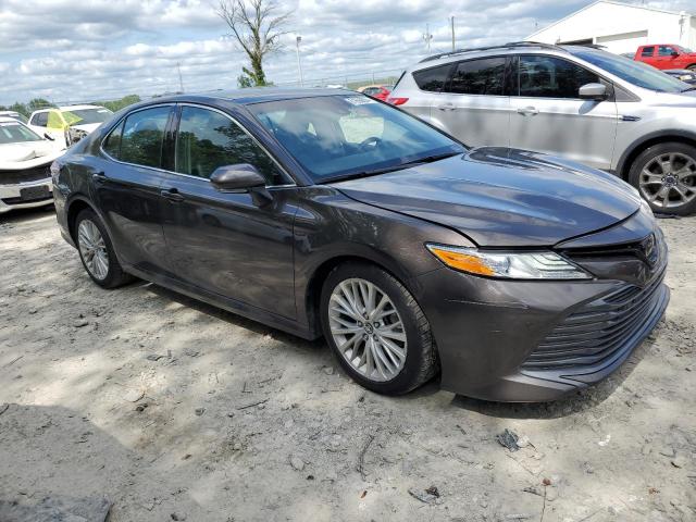 2018 TOYOTA CAMRY L - 4T1B11HK3JU510057